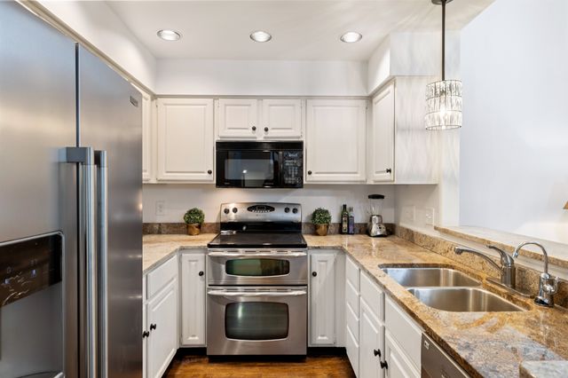 209 Glenstone Cir, Brentwood, TN 37027