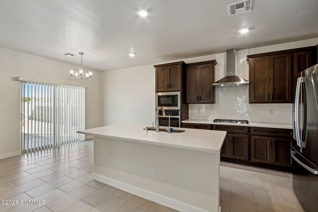 1048 Arabetto Road, Las Cruces, NM 88012