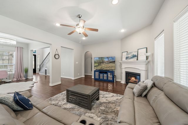 152 Spanish Oak Drive, Krugerville, TX 76227