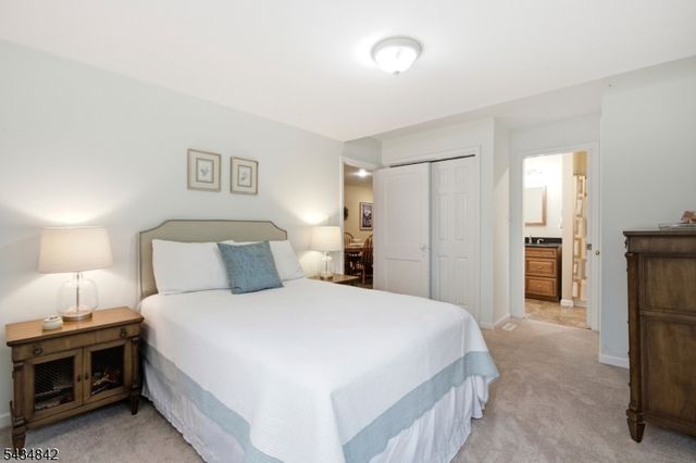 3 King Rd, Roxbury Twp., NJ 07850