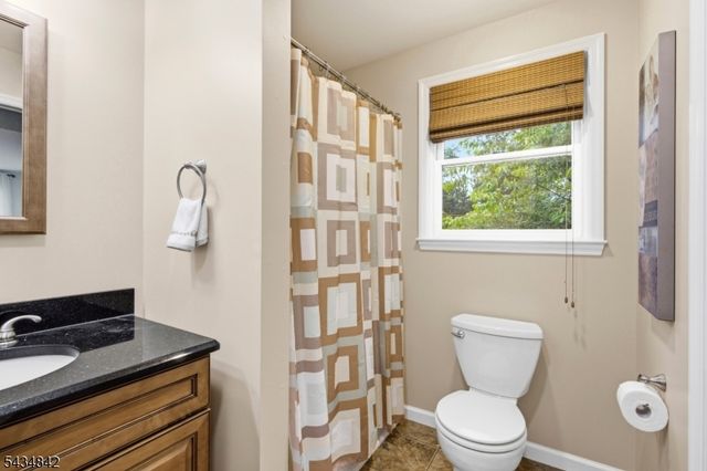 3 King Rd, Roxbury Twp., NJ 07850