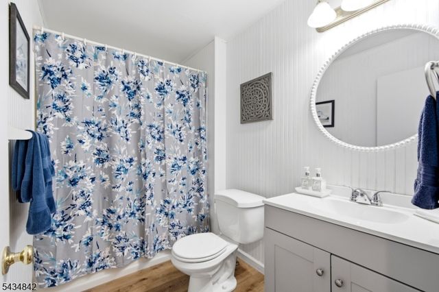 3 King Rd, Roxbury Twp., NJ 07850