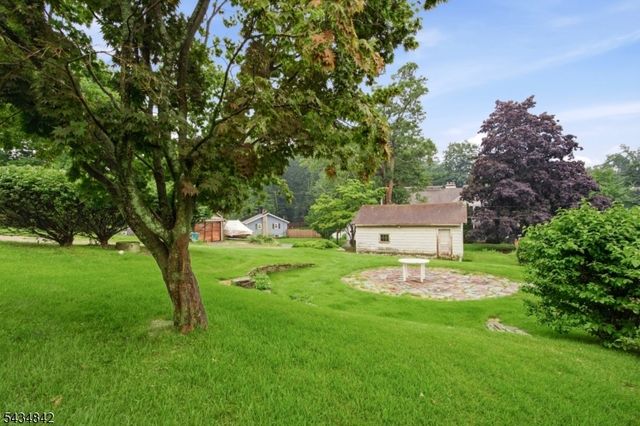 3 King Rd, Roxbury Twp., NJ 07850