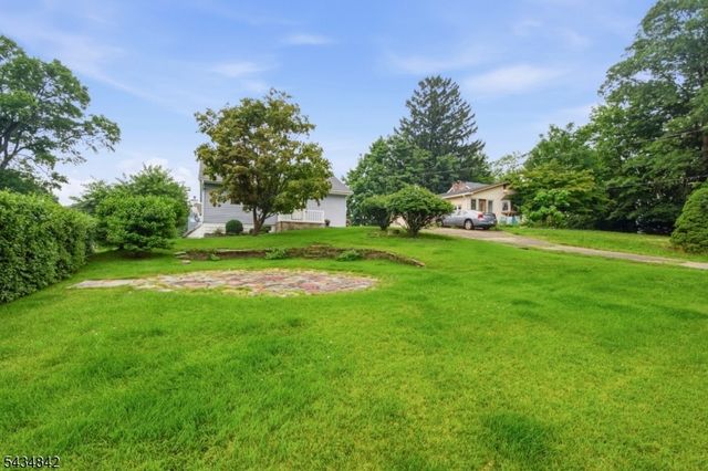 3 King Rd, Roxbury Twp., NJ 07850