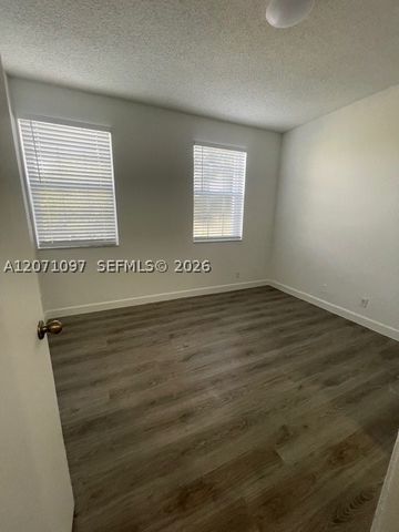 7872 Sanibel Dr 7872, Tamarac, FL 33321