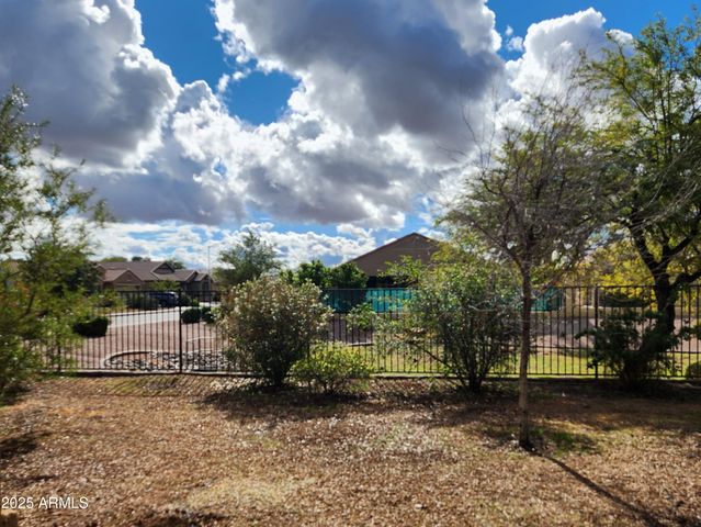 727 W JUDI Drive, Casa Grande, AZ 85122