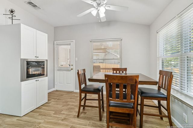 5123 Stormy Breeze, San Antonio, TX 78247