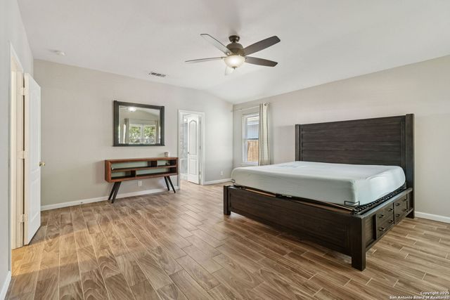 5123 Stormy Breeze, San Antonio, TX 78247