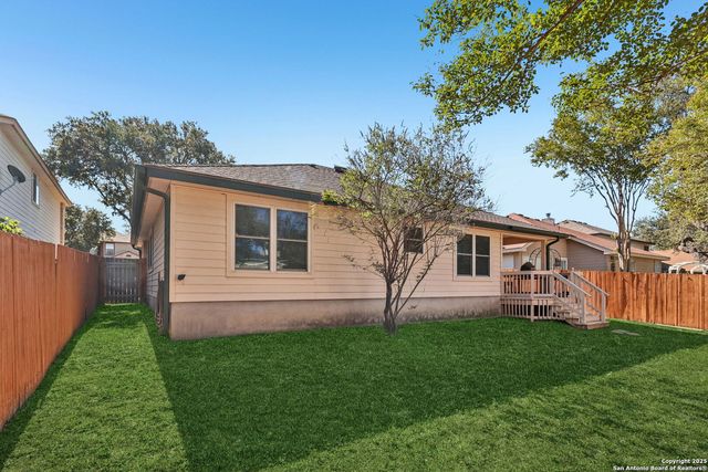 5123 Stormy Breeze, San Antonio, TX 78247