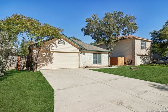 5123 Stormy Breeze, San Antonio, TX 78247