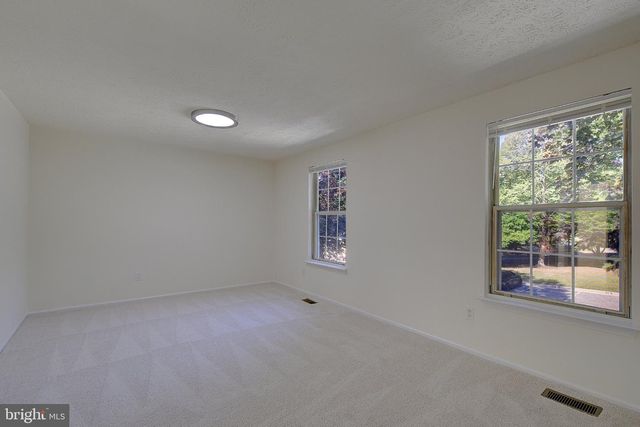 926 PLEASANT HILL LN, Bowie, MD 20716