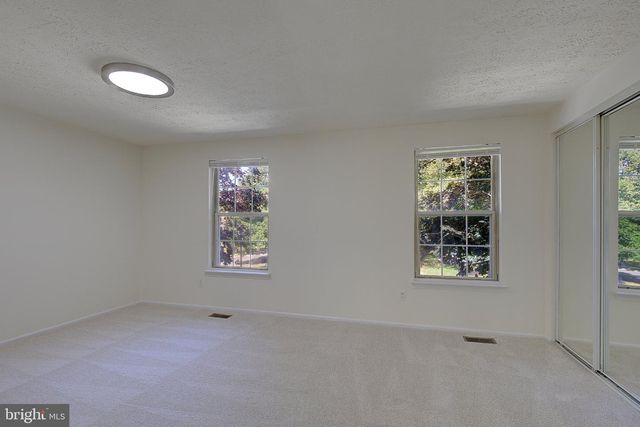 926 PLEASANT HILL LN, Bowie, MD 20716