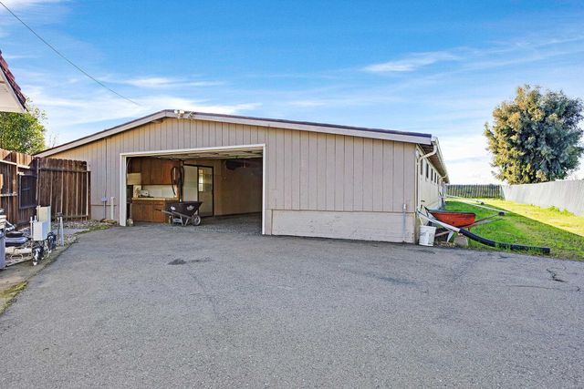 2571 Anderson Ln, Brentwood, CA 94513