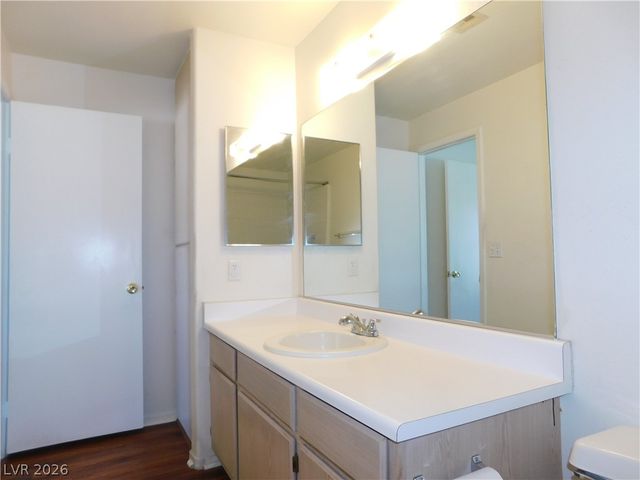 5221 Lindell Road 202, Las Vegas, NV 89118