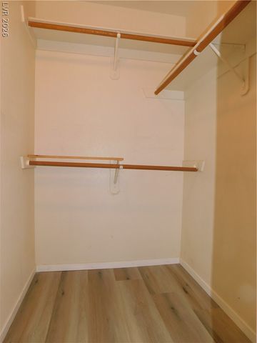 5221 Lindell Road 202, Las Vegas, NV 89118