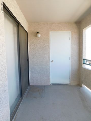5221 Lindell Road 202, Las Vegas, NV 89118