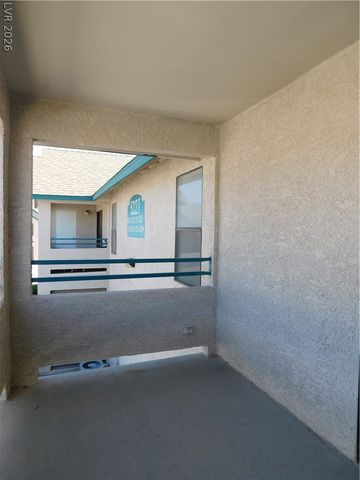 5221 Lindell Road 202, Las Vegas, NV 89118