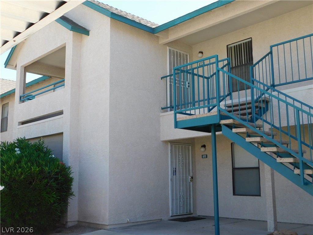 5221 Lindell Road 202, Las Vegas, NV 89118