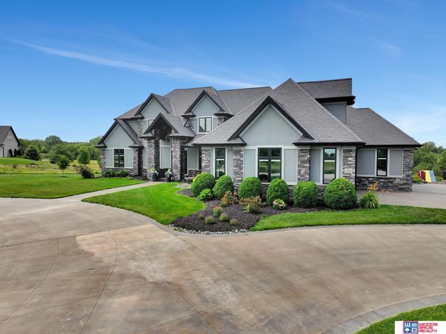 14011 Brush Creek Place, Roca, NE 68430