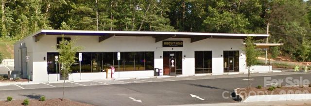 1994 Hendersonville Road, Asheville, NC 28803