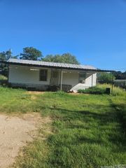 614 County Road 6841, Lytle, TX 78052
