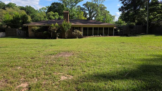 706 Livingston Avenue, Shreveport, LA 71107