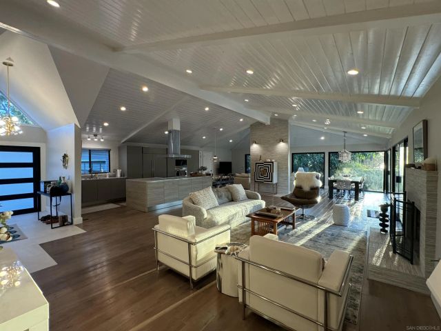 1402 Rodeo Drive, La Jolla, CA 92037