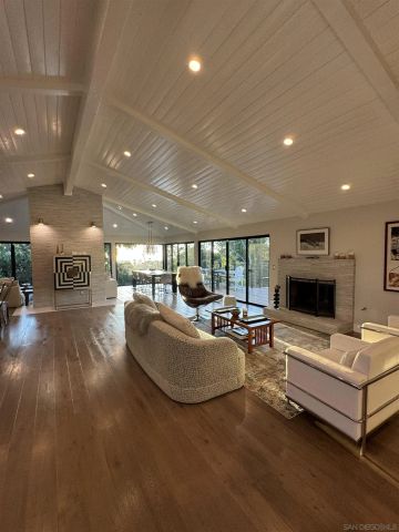 1402 Rodeo Drive, La Jolla, CA 92037