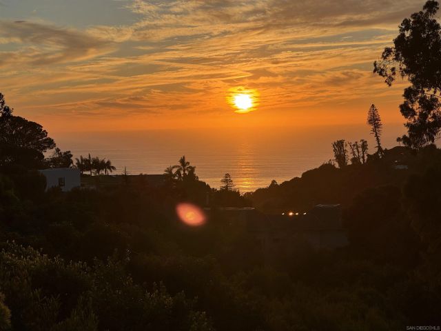 1402 Rodeo Drive, La Jolla, CA 92037