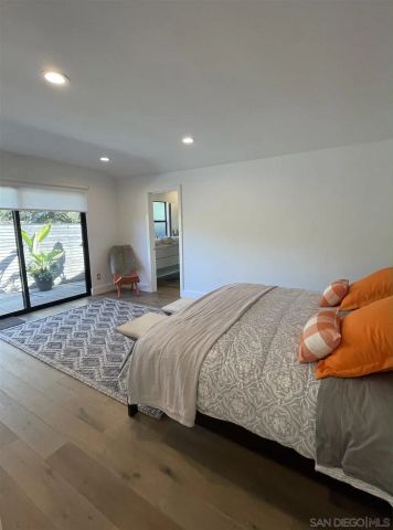 1402 Rodeo Drive, La Jolla, CA 92037