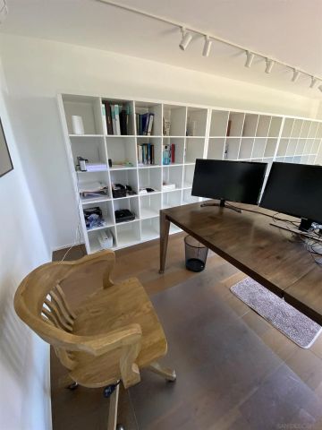 1402 Rodeo Drive, La Jolla, CA 92037