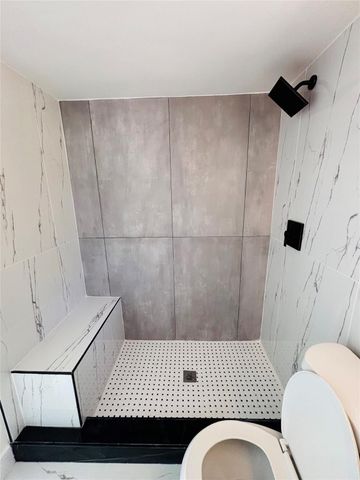 105 NW 28th Way, Fort Lauderdale, FL 33311