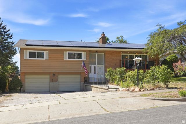 1045 PEACH DR, Ogden, UT 84404