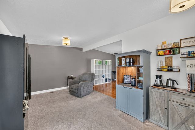 1045 PEACH DR, Ogden, UT 84404