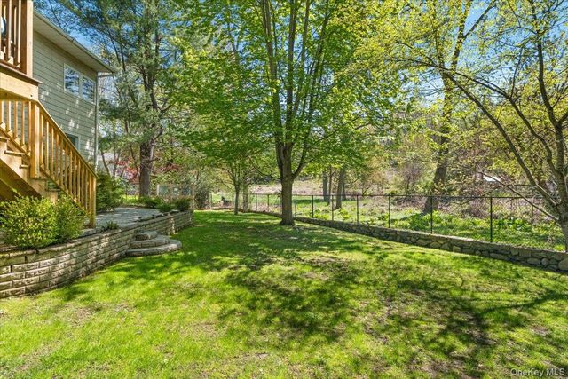 3 Markwood Place, Ardsley, NY 10502