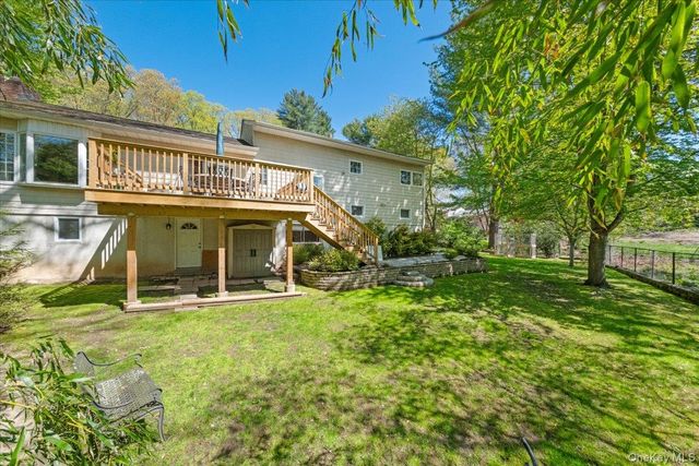 3 Markwood Place, Ardsley, NY 10502