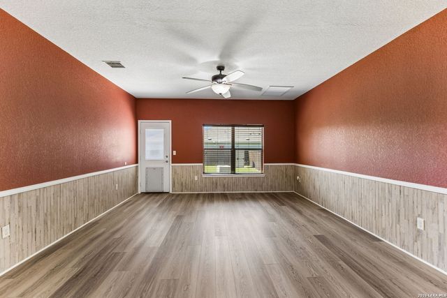 7103 AZALEA SQ, San Antonio, TX 78218