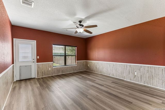7103 AZALEA SQ, San Antonio, TX 78218