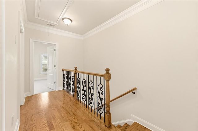 1063 Pearl Point, Atlanta, GA 30328