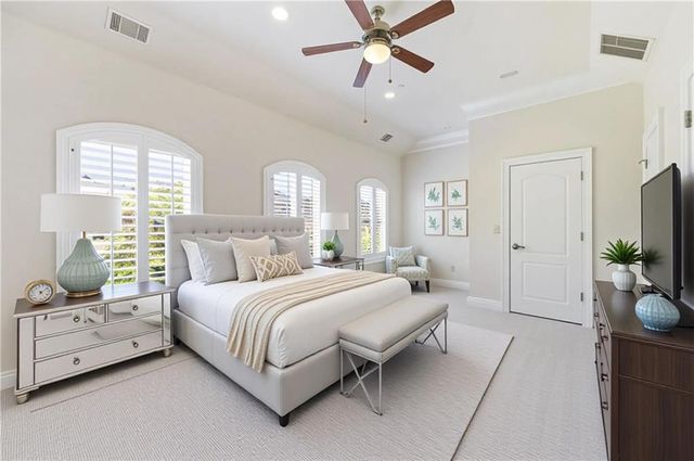 1063 Pearl Point, Atlanta, GA 30328