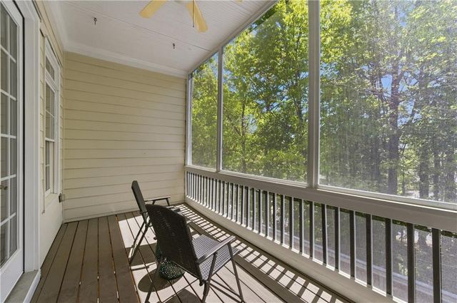 1063 Pearl Point, Atlanta, GA 30328