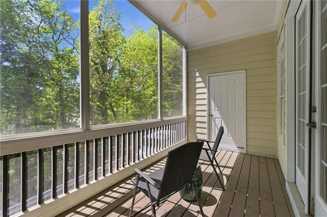1063 Pearl Point, Atlanta, GA 30328