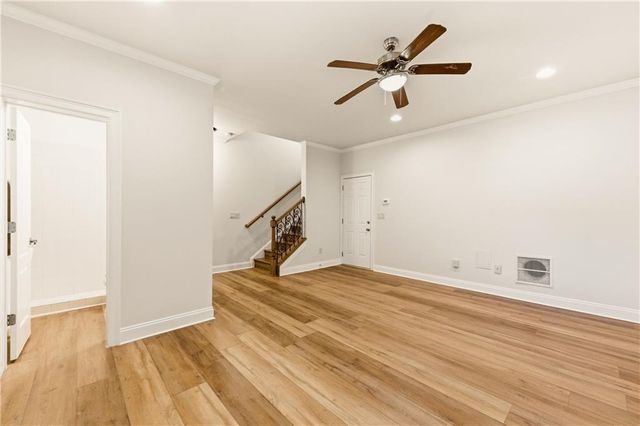 1063 Pearl Point, Atlanta, GA 30328