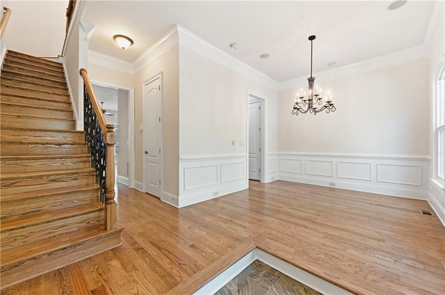 1063 Pearl Point, Atlanta, GA 30328