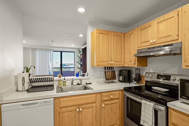 350 Revere Beach Blvd 9T, Revere, MA 02151