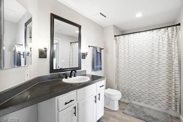 230 East Flamingo Road 422, Las Vegas, NV 89169