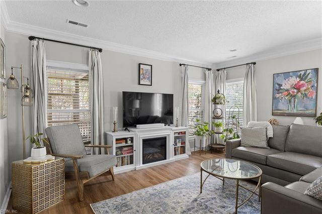 201 Queens WAY, Norfolk, VA 23517