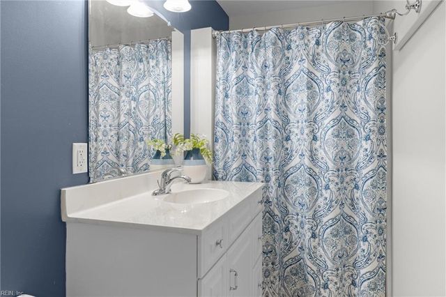 201 Queens WAY, Norfolk, VA 23517
