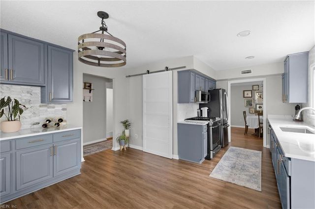 201 Queens WAY, Norfolk, VA 23517