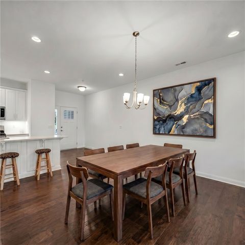 2013 Cool Springs Dr, Bethel Park, PA 15234